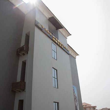 Villa Toscana Hotel And Suits Лаґос Екстер'єр фото