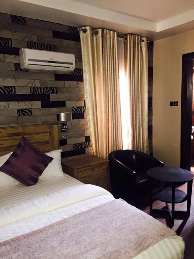 Villa Toscana Hotel And Suits Лаґос Екстер'єр фото